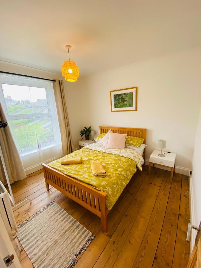 Beautiful 2 Bed End Terrace Victorian Town House Apartment Redruth Exterior photo